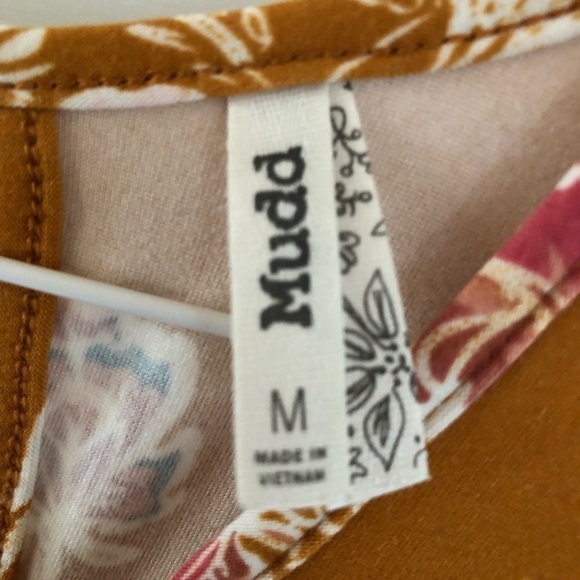 Mudd floral dress cut out back, long sleeve midi tunic dress. Mustard yellow M - Picture 4 of 7